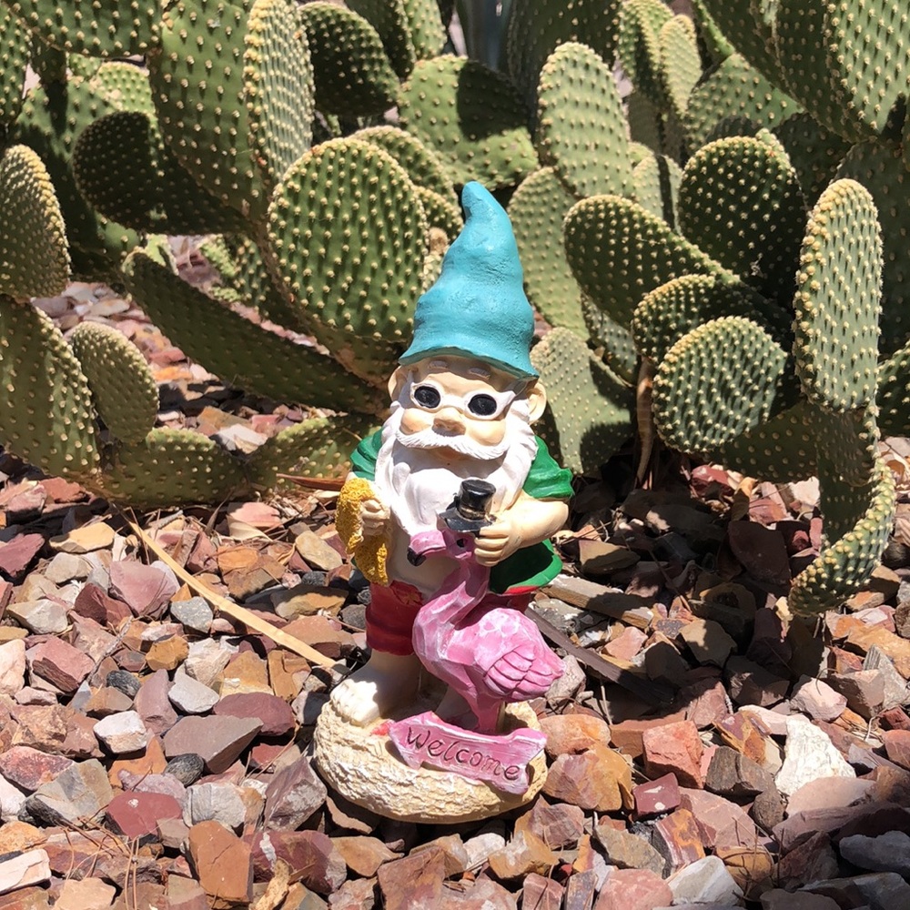 Beach Gnome Statue 9.5" Tall
